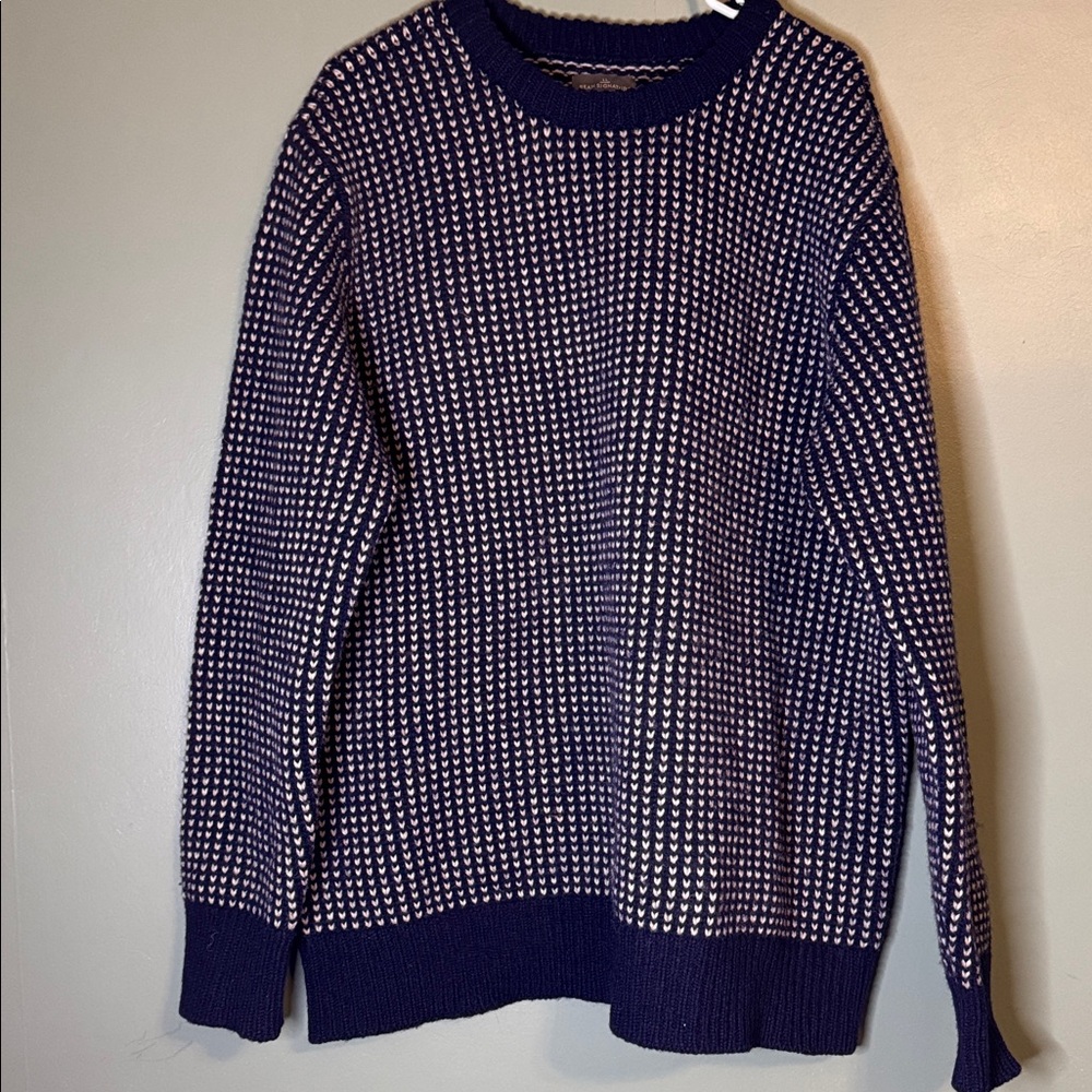 L.L. Bean Signature Men's 100% wool Navy and White Crewneck Sweater XXL